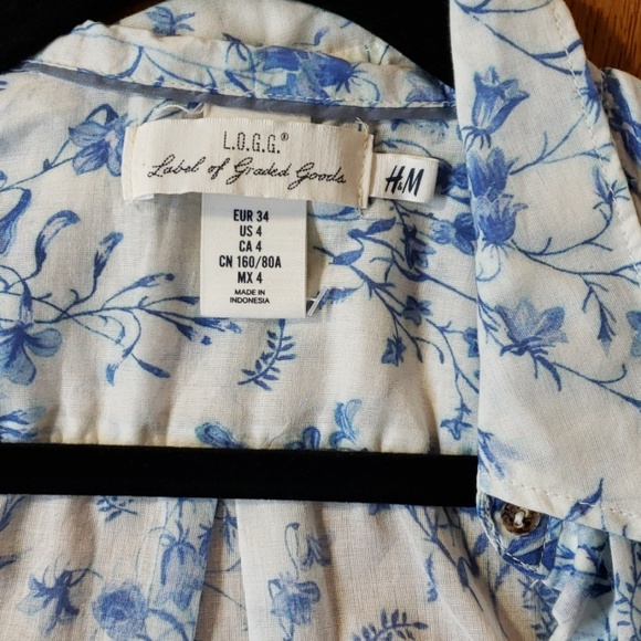 H&M button down blouse - Picture 2 of 3